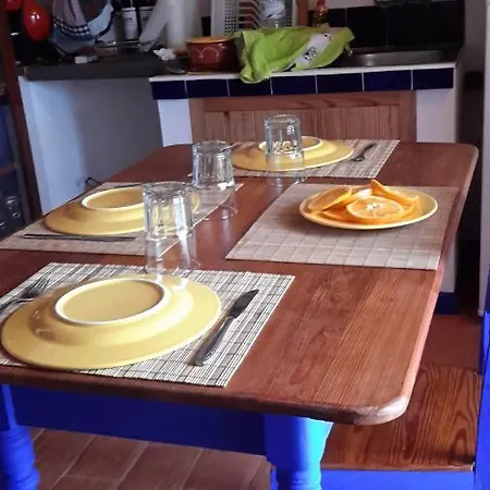 بيت للعطل Casa Da Fajazinha *